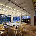 Nikopolis Hotel