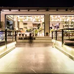 Nikopolis Hotel