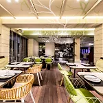 Nikopolis Hotel 5*