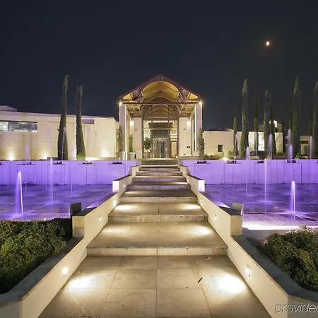 Nikopolis فندق 5*