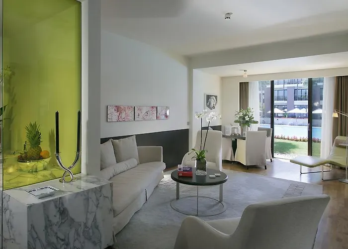 Szálloda Nikopolis 5*